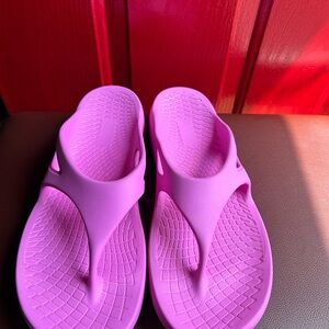 Women's Pink Sandals